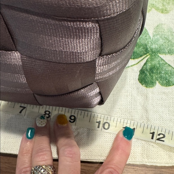 Harvey’s seatbelt bag - Picture 9 of 11